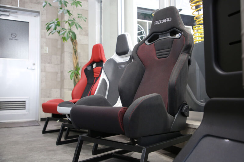 RECARO SR-S_04